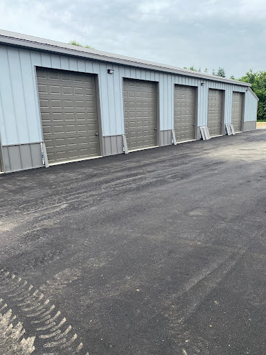 Clear Lake Storage – From boxes to boats and more, we safeguard it all.